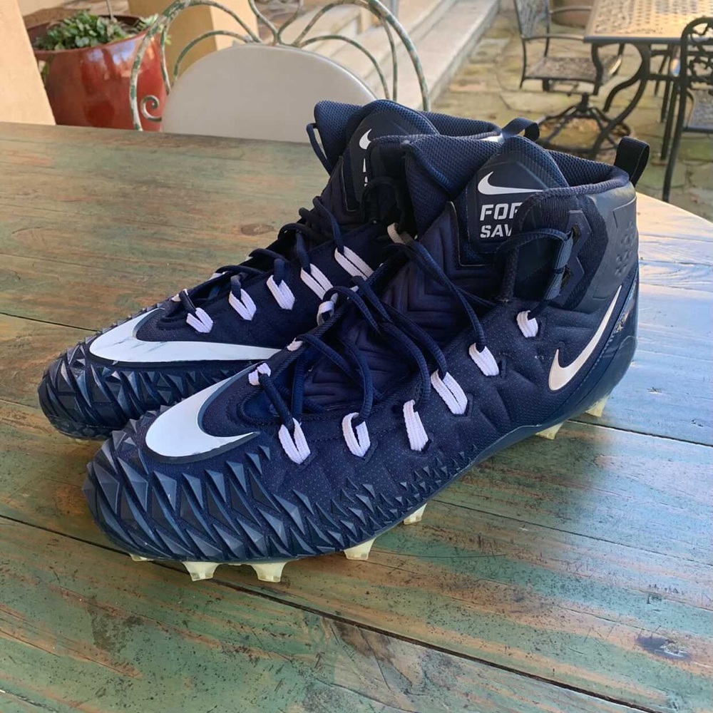 nike men's force savage shark football cleats